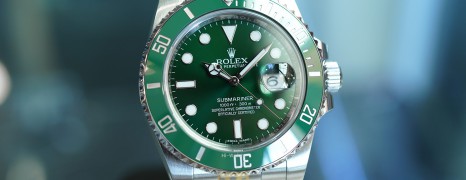 Rolex Submariner Date Green Ceramic 116610LV 40 mm (The Hulk) (Thai AD 02/2020)