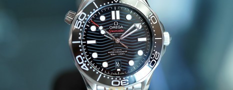 NEW!!! Omega Seamaster Diver 300M Omega Master Co-Axial Black Dial 42 mm (NEW Thai AD 12/2021)