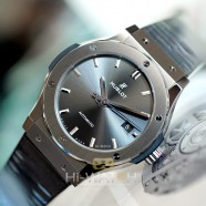 NEW!!! Hublot Classic Fusion Titanium Grey Dial 42 mm (New 01/2021)