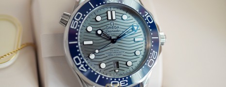 NEW!!! Omega Seamaster Diver 300M Omega Co-Axial Master Chronometer Grey Dial 42 mm (Thai AD 05/2021)