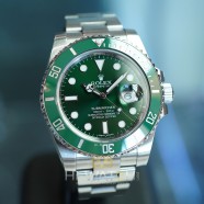 Rolex Submariner Date Green Ceramic 116610LV 40 mm (The Hulk) (Thai AD 02/2020)