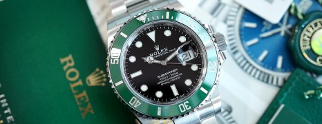 NEW!!! Rolex Submariner Date Green Ceramic 41 mm Ref.126610LV (Starbucks)(NEW 07/2021)