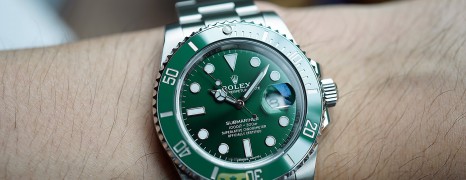 Rolex Submariner Date Green Ceramic 116610LV 40 mm (The Hulk) (01/2020)