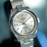 NEW!!! Rolex Oyster Perpetual Lady Silver Dial 28 mm Ref.276200 (NEW Thai AD 12/2021)