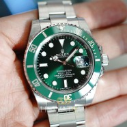 Rolex Submariner Date Green Ceramic 40 mm Ref.116610LV (The Hulk) (09/2011)