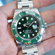 Rolex Submariner Date Green Ceramic 116610LV 40 mm (The Hulk) (02/2019)