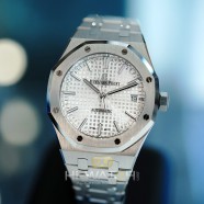 Audemars Piguet Royal Oak White Dial 37 mm REF.15450ST (12/2019)