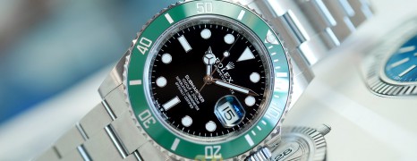 Rolex Submariner Date Green Ceramic 41 mm Ref.126610LV (Starbucks)(Thai AD 04/2022)