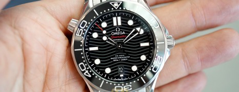 Omega Seamaster Diver 300M Omega Master Co-Axial Black Dial 42 mm (Thai AD 04/2019)