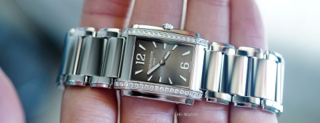 Patek Philippe Twenty~4 4910/1200A Gray Sunburst Dial 25.1 x 30 mm (Thai AD 07/2022)