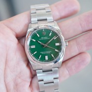 NOS!!! Rolex Oyster Perpetual Green Dial 36 mm REF.126000 (NOS 03/2023)